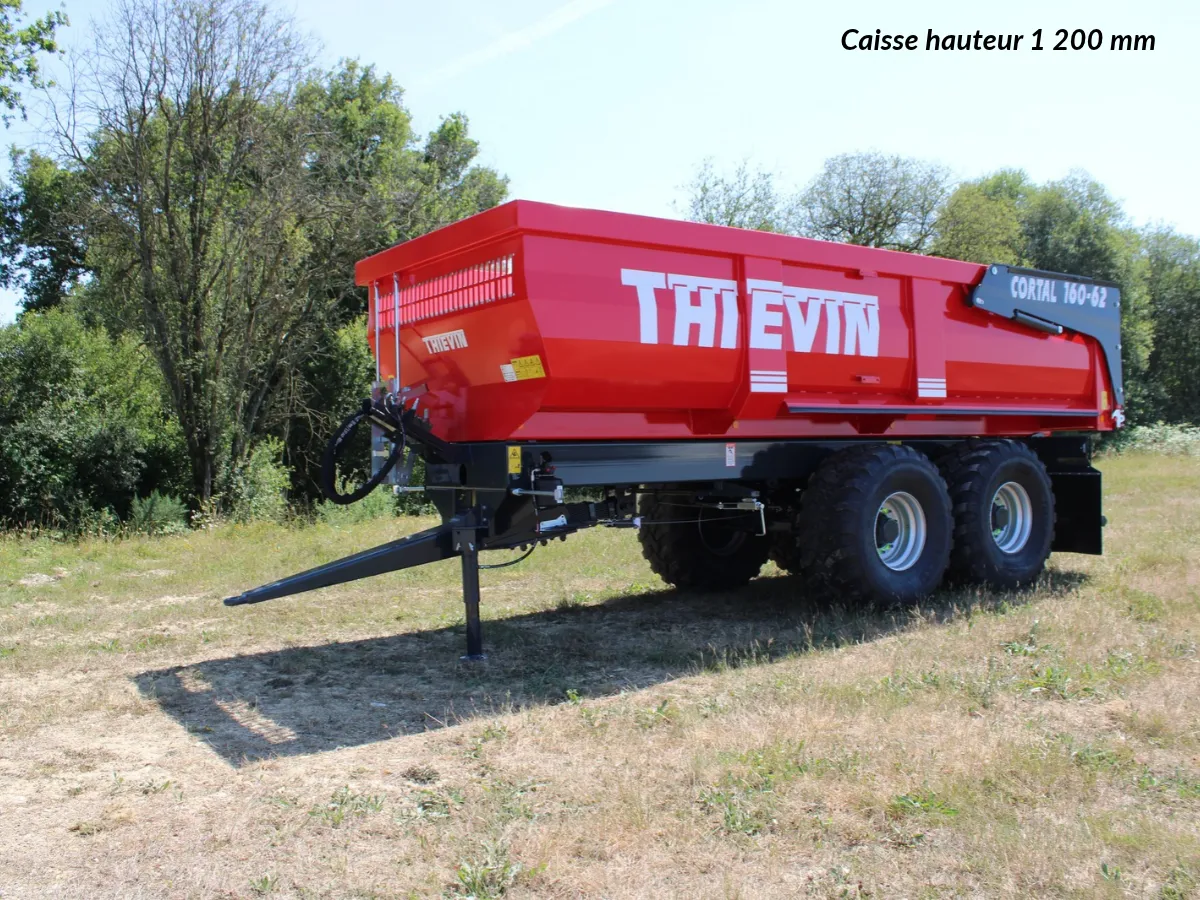 Vue 3_4 avant remorque agricole Cortal 160-62 (Caisse hauteur 1 200 mm)