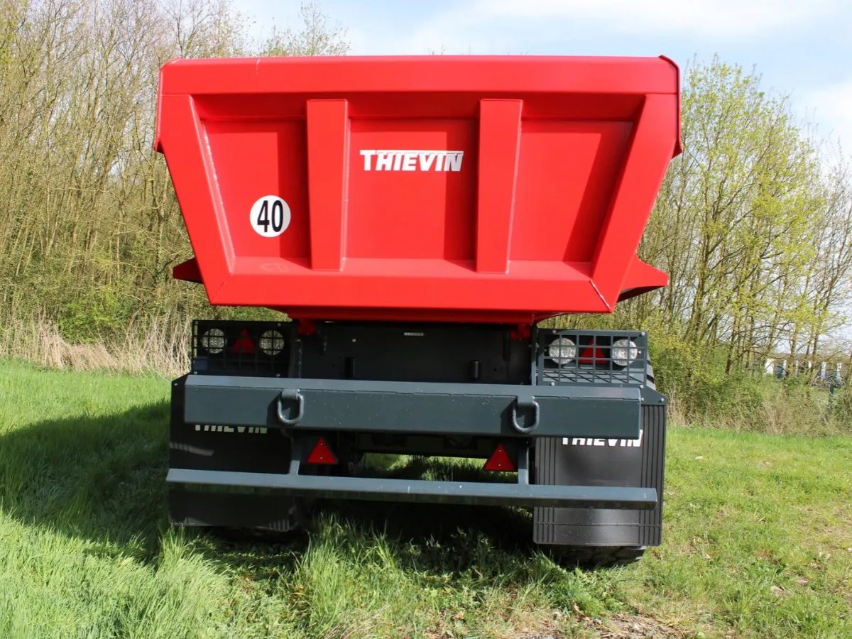 Vue arrière remorque TP LEADER 180-59 Tandem à bielles
